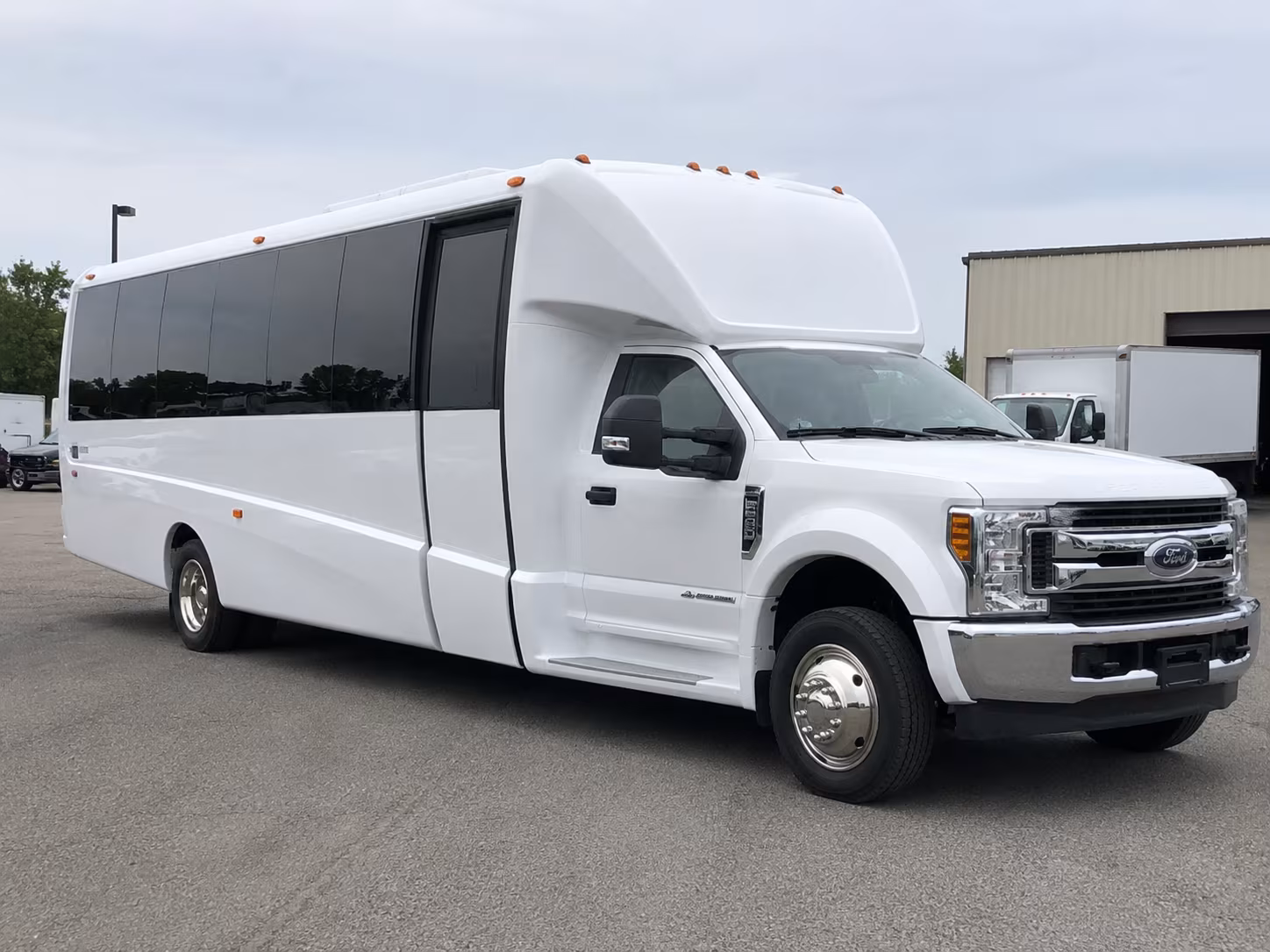 minibus and sprinter van rentals for plano executive teams