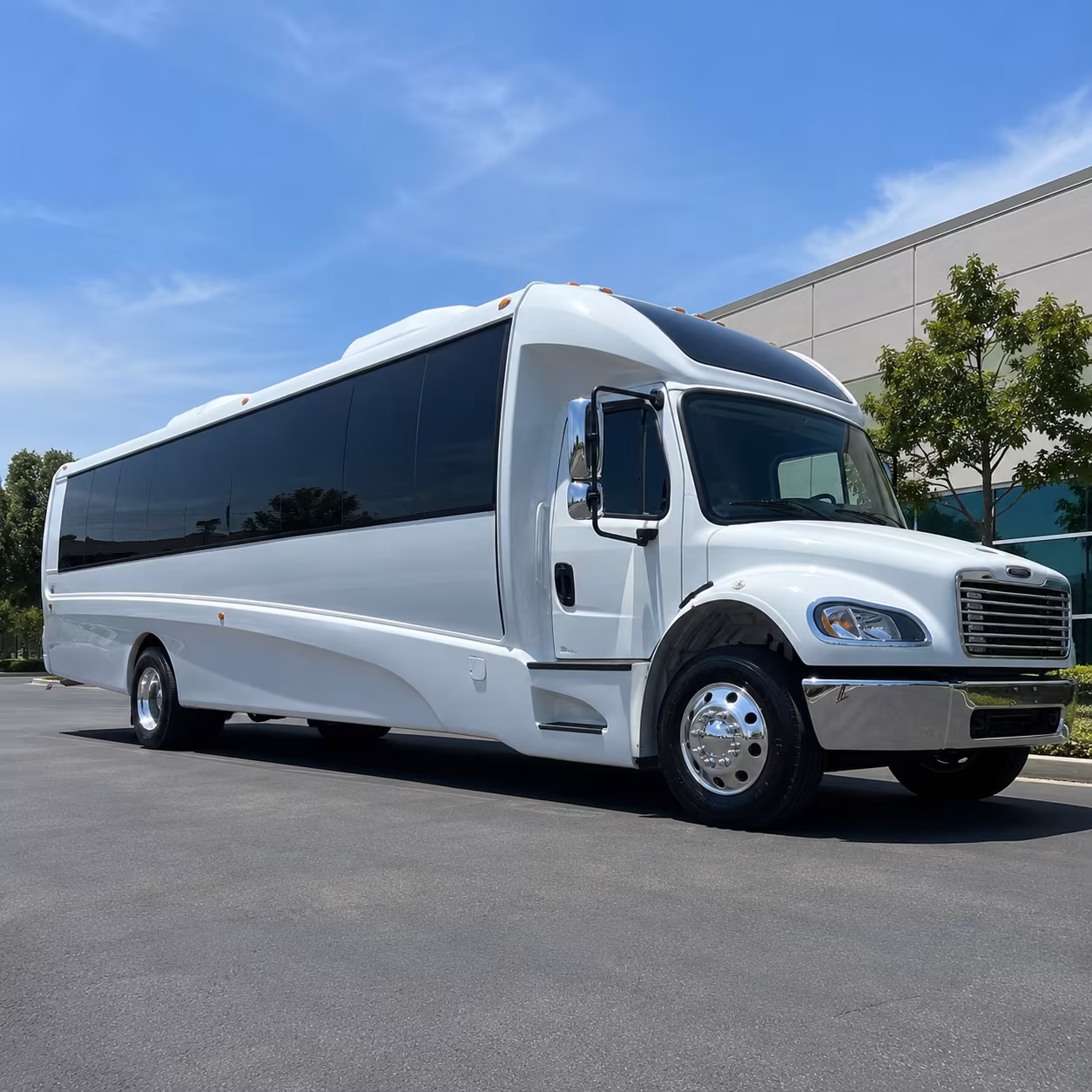 plano 25 passenger minibus