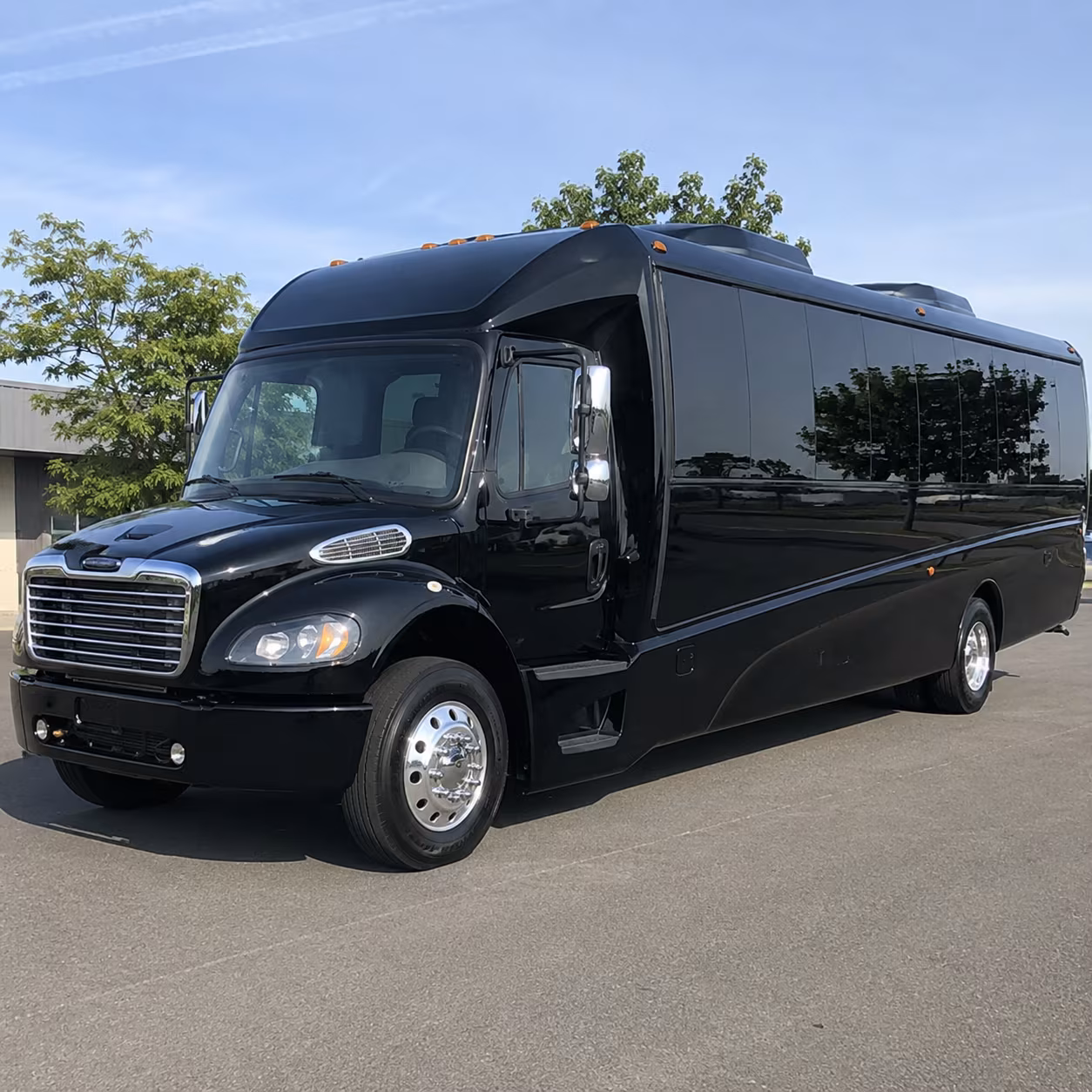 plano 28 passenger minibus