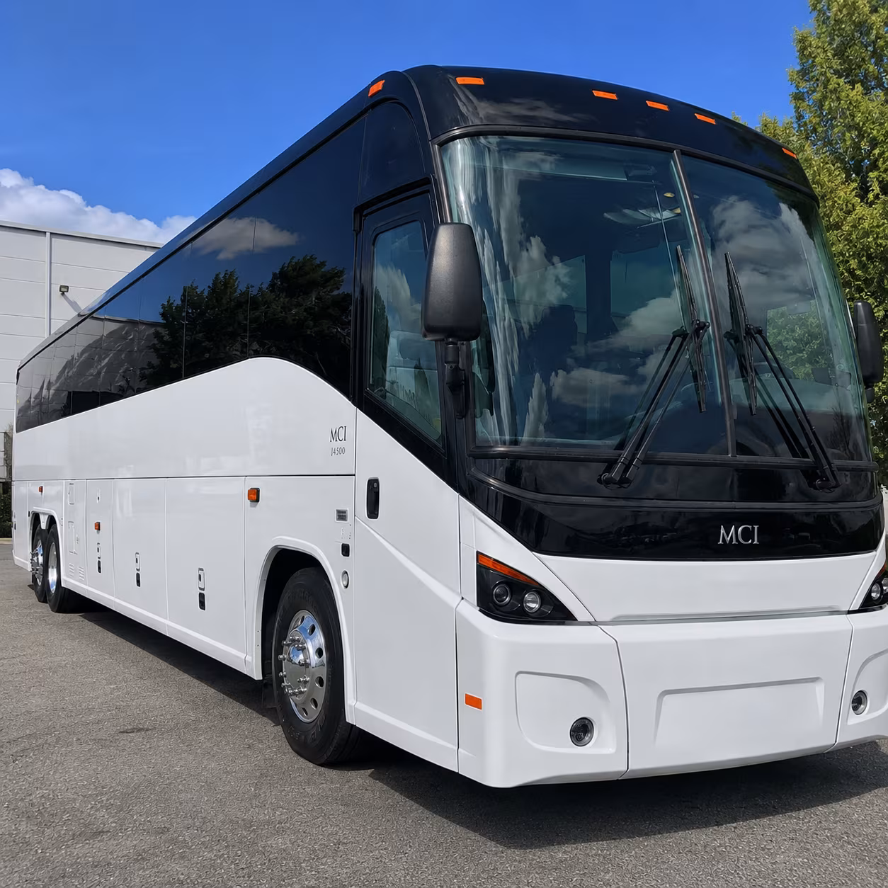plano 56 passenger charter bus