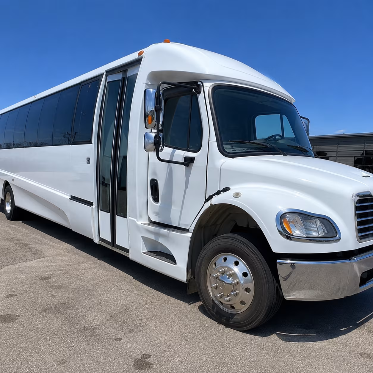 prom and homecoming party buses in plano texas